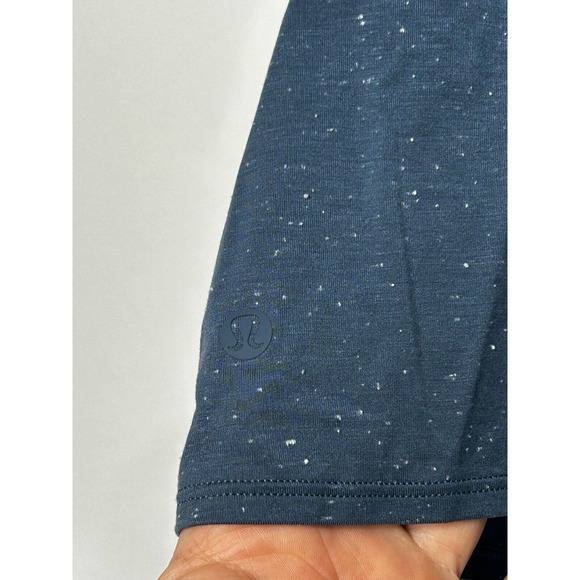 Lululemon Women Time to Restore Blue Mock Neck Tank Top No Size Dot - Picture 3 of 3
